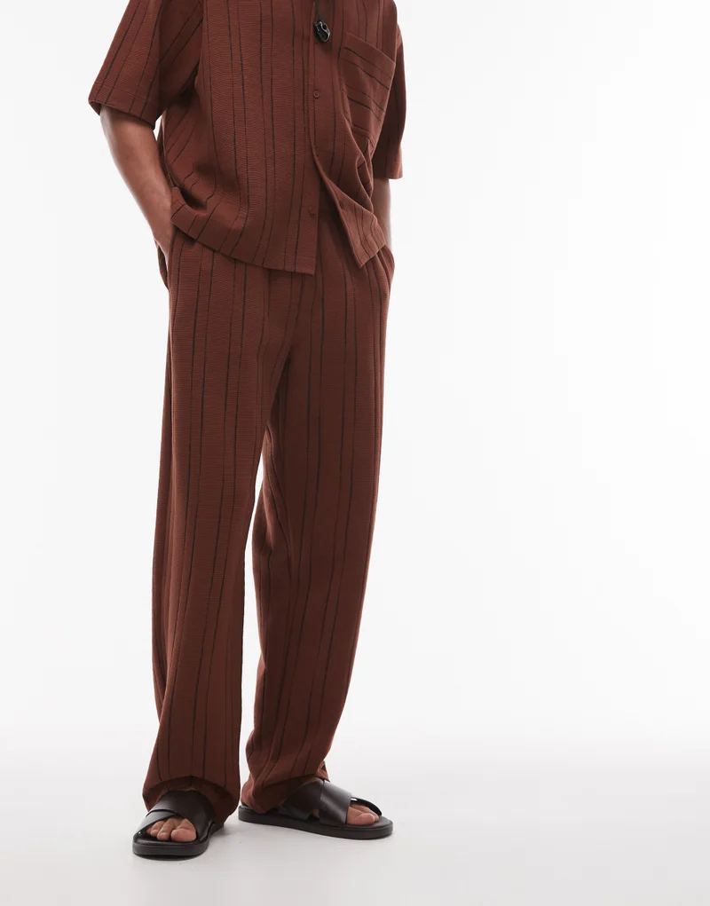 توب مان Textured Stripe Straight Fit Jogger