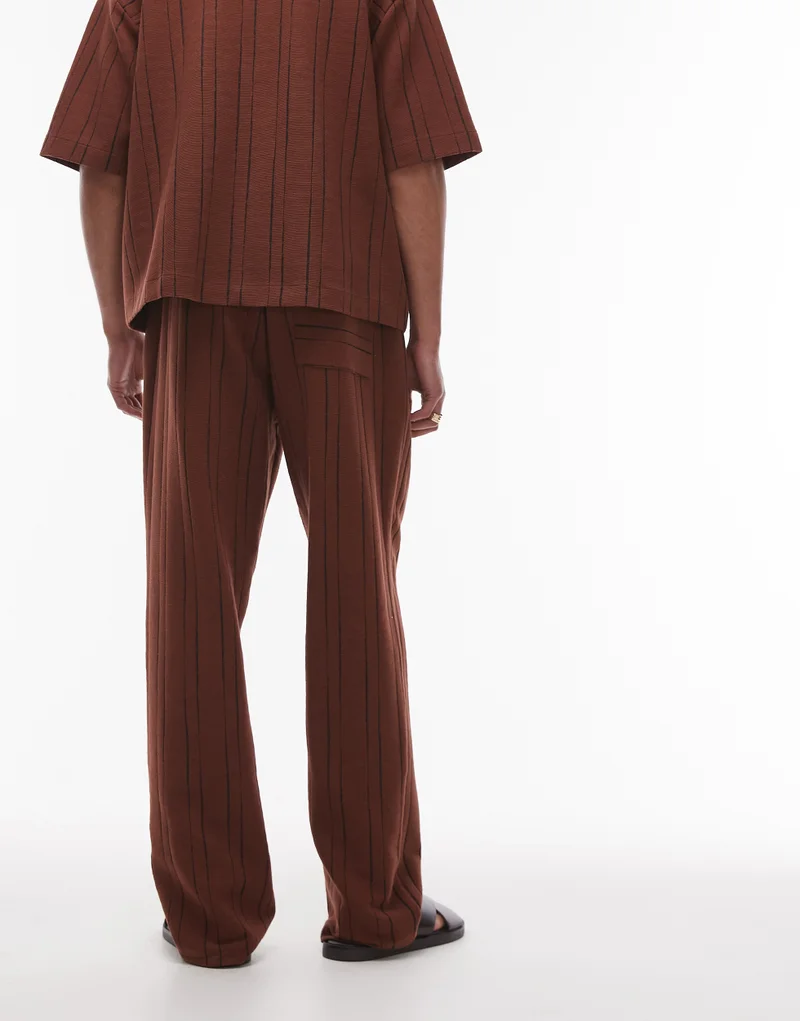 توب مان Textured Stripe Straight Fit Jogger