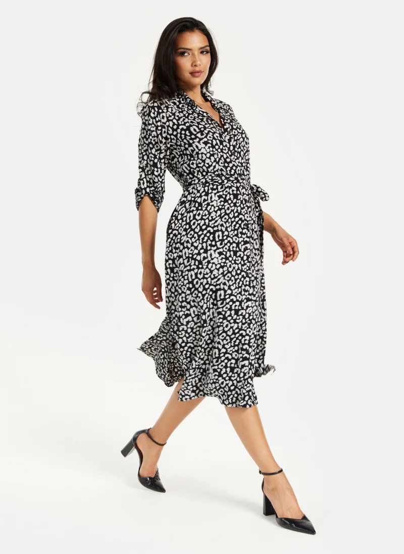 Liquorish LEOPARD PRINT BUTTON THROUGH MIDI SHIRT