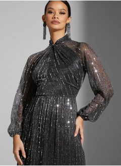 Namshi x Zena Louay Shimmer Twist Front Gown  - Image 3