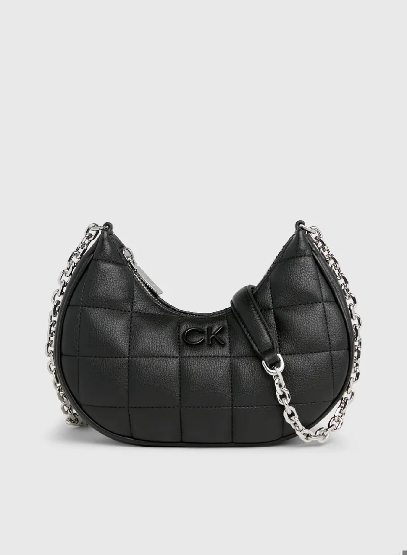 كالفن كلاين شنطة كتف مبطنة