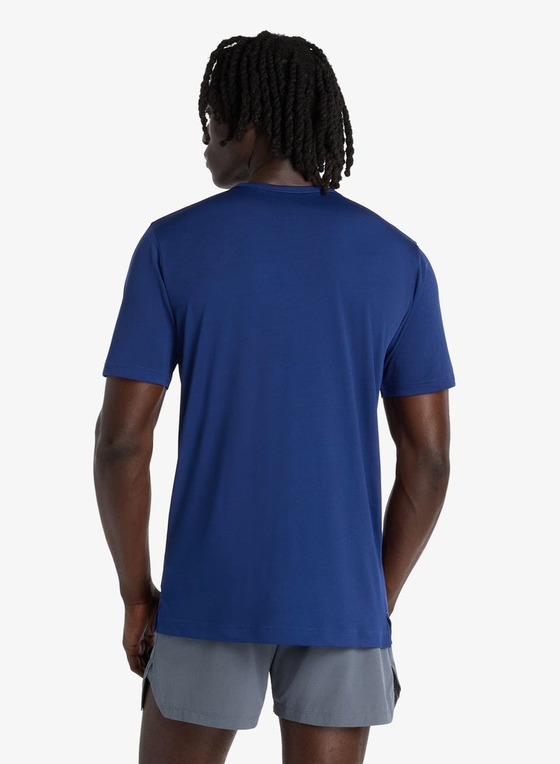 New Balance Utility Globe T-Shirt - Image 2