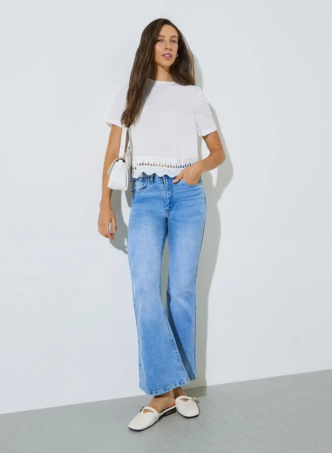 ستايلي White Regular Fit T-Shirt with Lace Hem