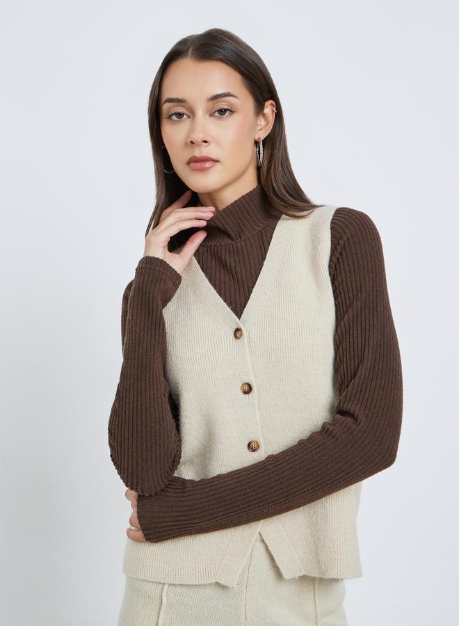 Styli Sleeveless V-Neck Flat Knit Vest - Image 1