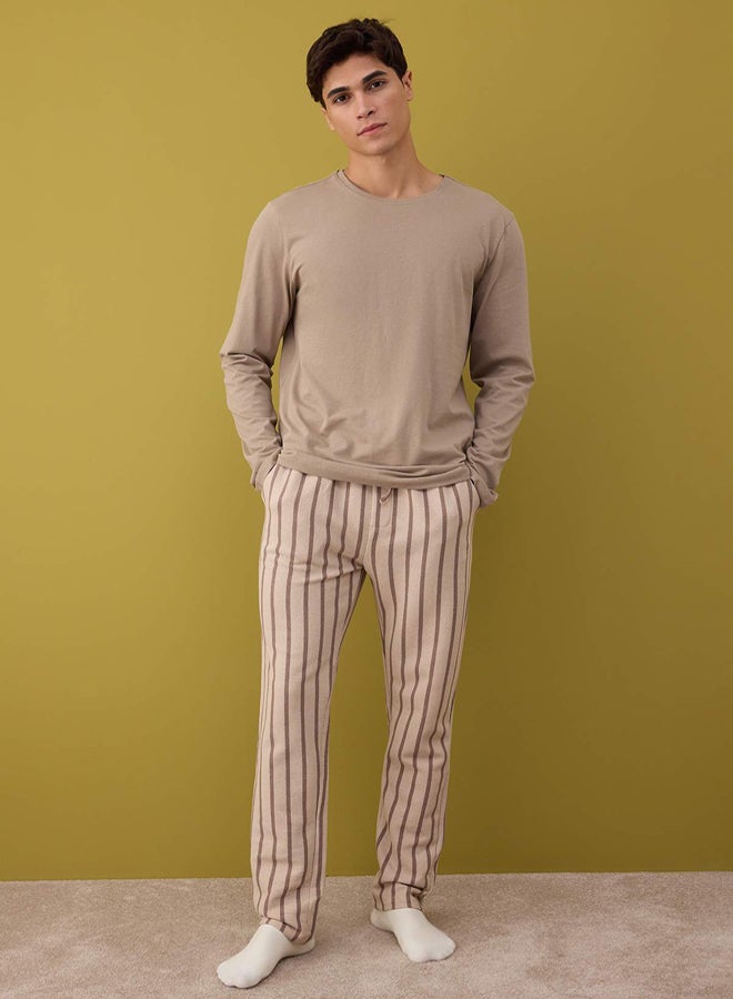 trendyol Beige Regular Fit Striped Textured Knitted Pajamas Set - Image 1
