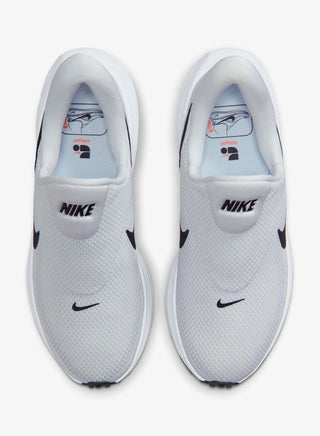 Nike Revolution 8 Easyon Trainers for Women - White/Black - view 5