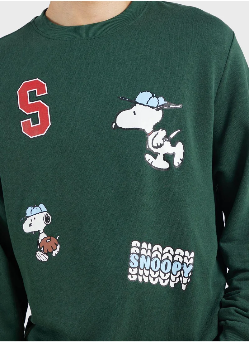 Urban Haul Peanuts Snoppy Printed Sweatshirt