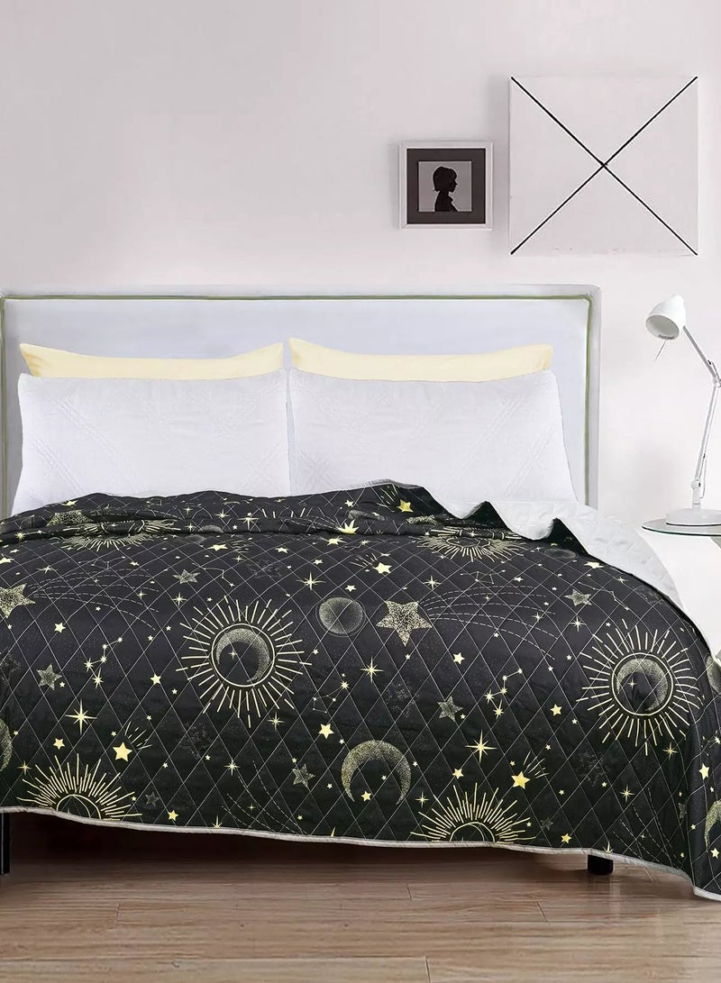 Moon & Star Print Bedspread  - Image 1