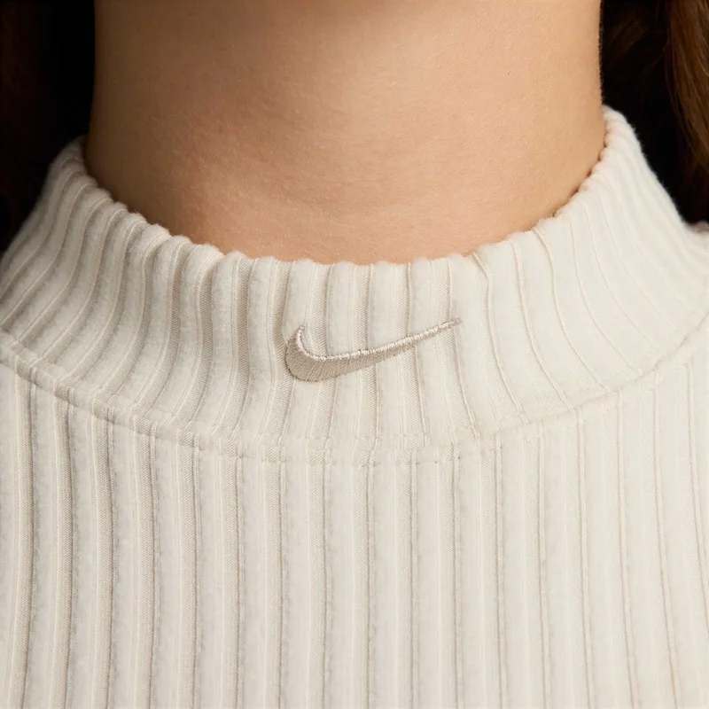 Nike White Women's Sportswear Chill Crop Top for Women | Best Price UAE