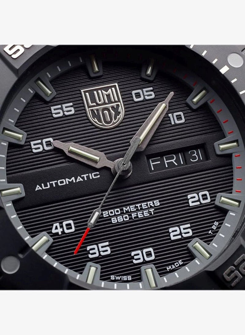 Luminox Men's Analog Round Shape Rubber Wrist Watch XS.3862 - 45 Mm - Image 3