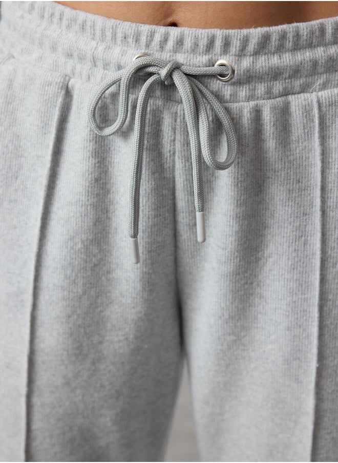 trendyol - Gray Melange Thessaloniki Fabric Rib Detailed Wide Straight/Plain Knitted Sweatpants with Pockets TWOAW24EA00021 - Image 1