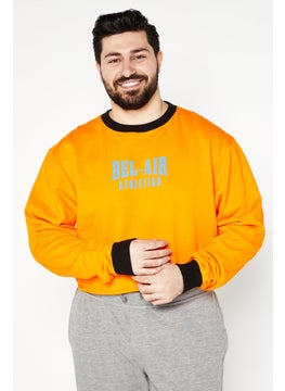 Men Sportswear Fit Athletic Crop Sweatshirt, Orange