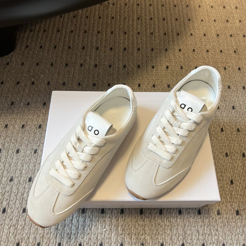 Unisex Retro Leather Lace-up Sneakers - Image 4