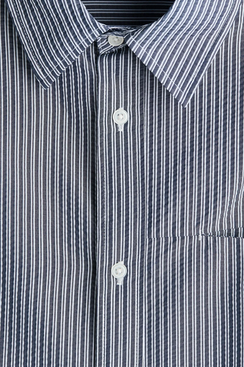 H&M  Loose Fit Short-sleeved seersucker shirt for Men | Best Price UAE