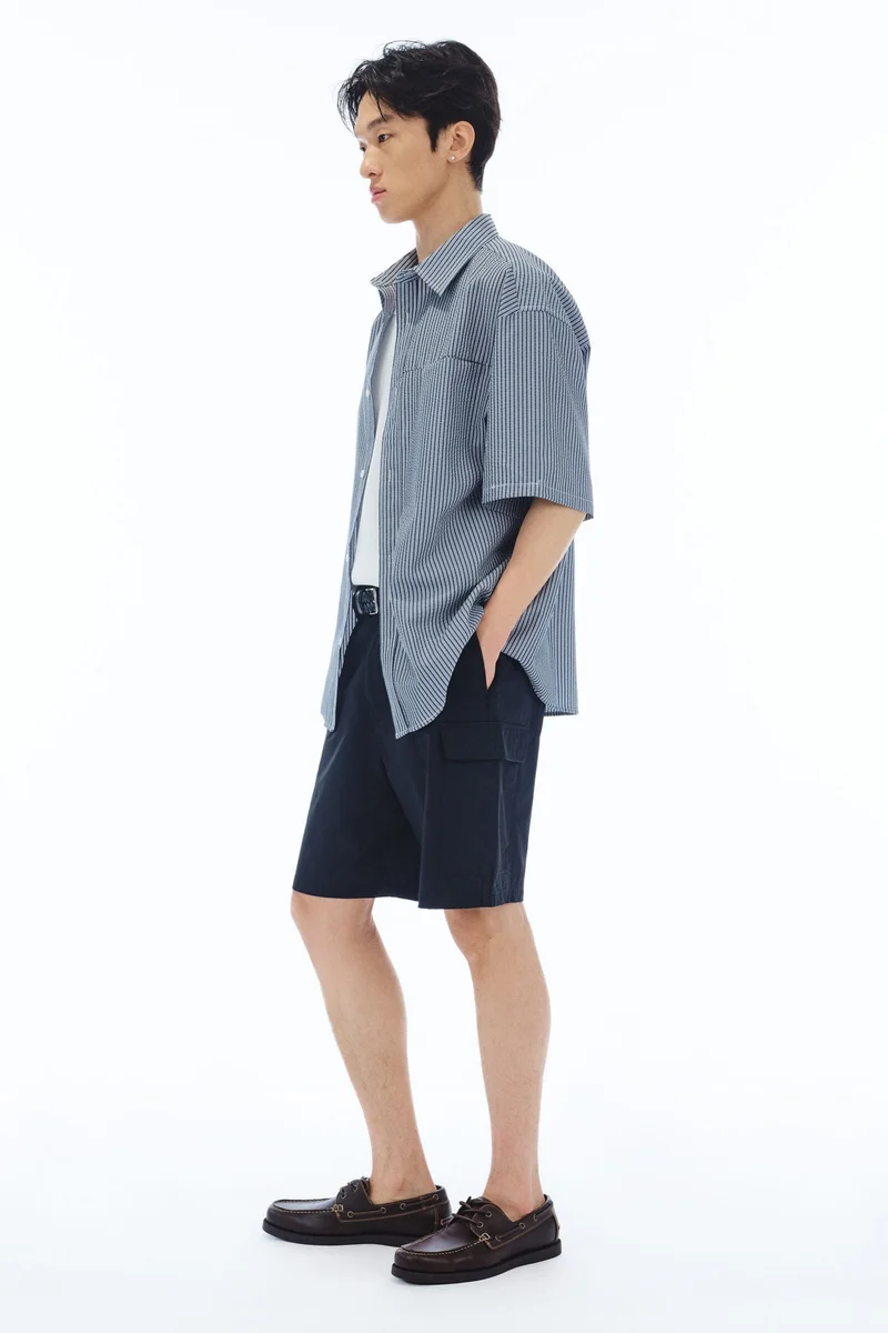 H&M  Loose Fit Short-sleeved seersucker shirt for Men | Best Price UAE