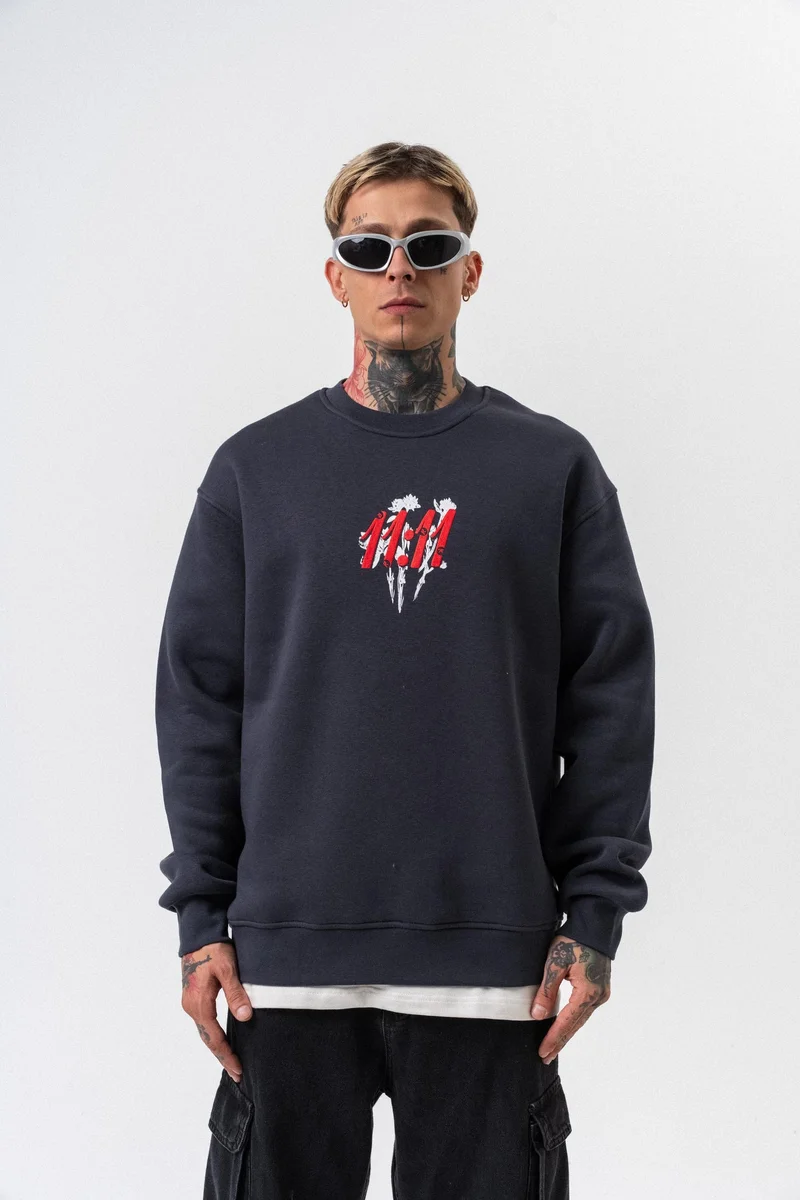 ريسباير سويت شيرت رجالي واسع (أوفرسايز) مطبوع بـ "11.11"، ياقة دائرية، فحمي