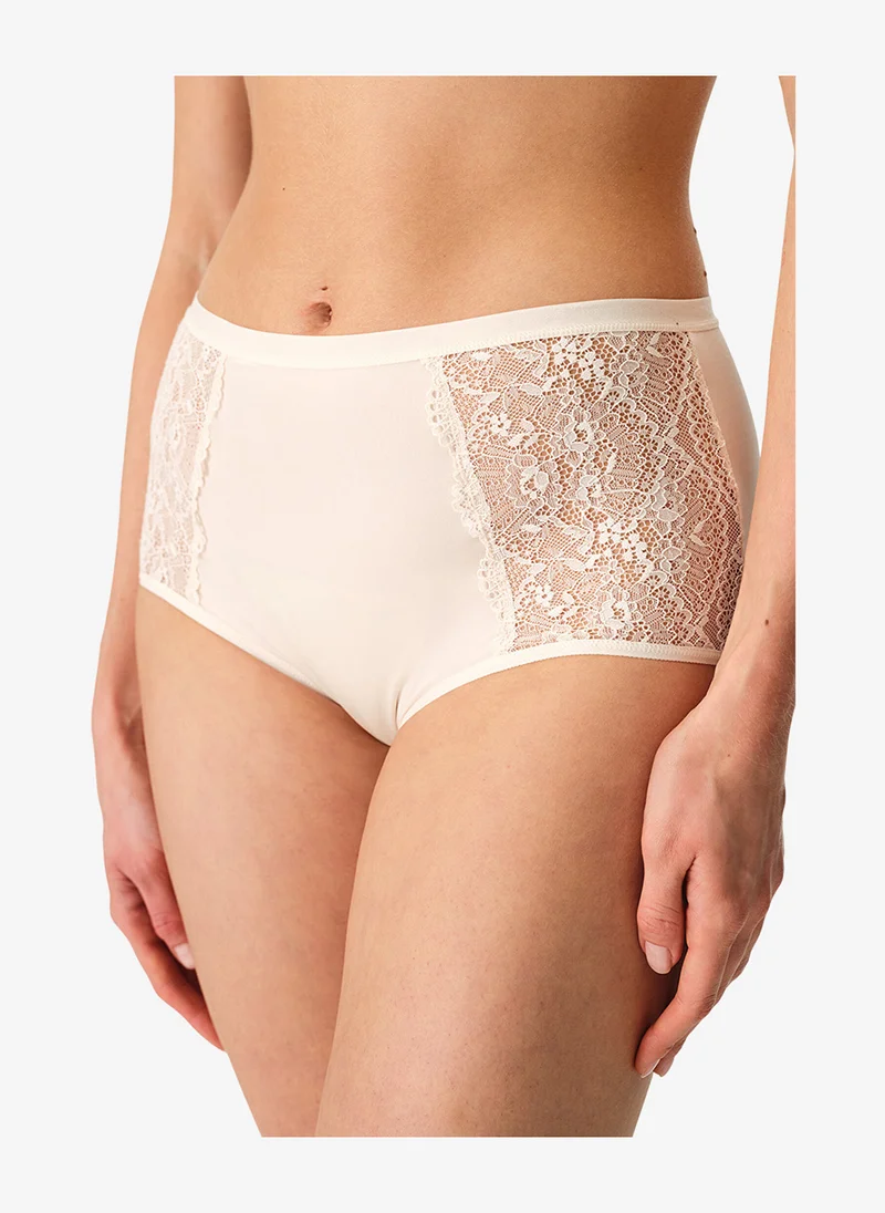 بنتي Women Essentials Highwaist Slip Cream/Pink Briefs
