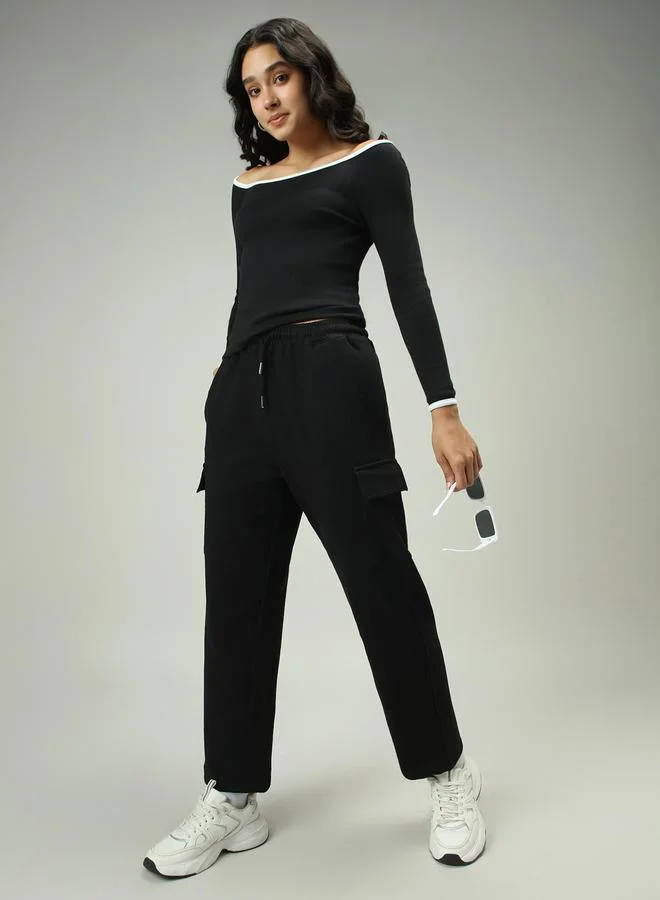 Outzidr  Black Cargo Pocket Wide Leg Joggers for Women | Best Price UAE