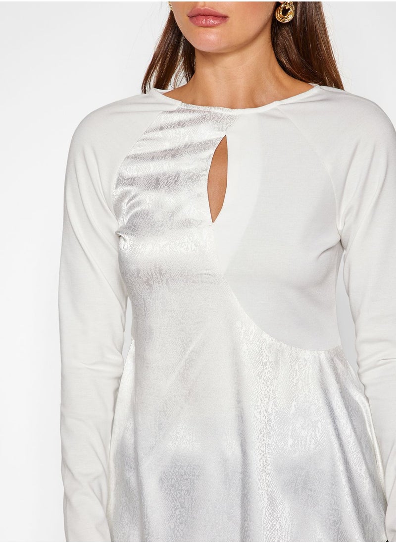 LOST INK - Long Sleeve Woven Keyhole Top - Image 1