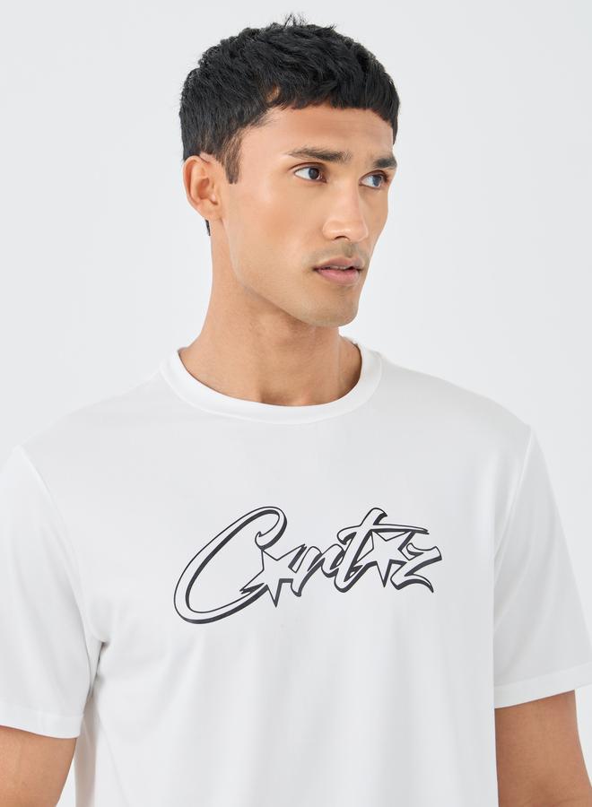 تايك تو تيشيرت بطباعة شعار دائري بياقة مستديرة وقصة عادية - Image 3