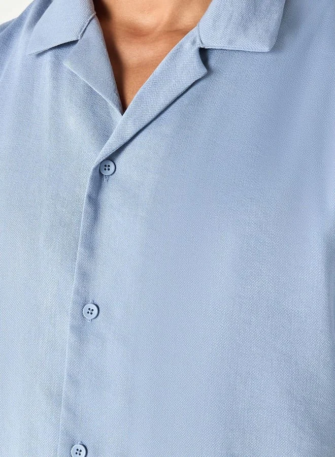 Iconic Iconic Relaxed Fit Textured Shirt with Camp Collar and Short Sleeves