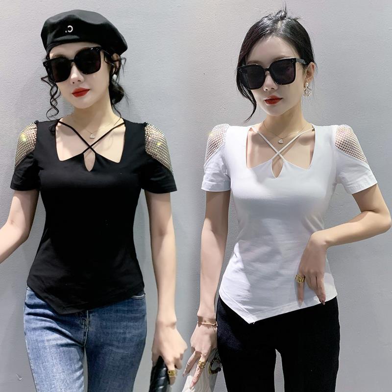 Real shot 2023 spring and summer new T-shirt original design personality V-neck shoulder Diamond short sleeve women's solid color fashion small shirt - Image 5