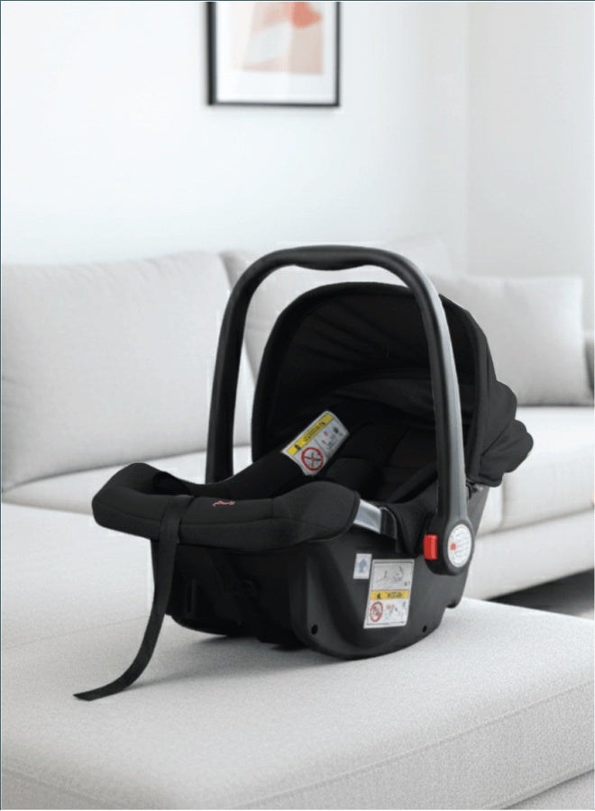 زينيث حاملة مقعد سيارة للأطفال الرضع للفئة العمرية 0+ – مناسبة للأطفال حتى 13 كجم، مقعد أمان قابل للتعديل بتصميم مبطن مريح، حماية من الصدمات الجانبية، سهل التركيب، محمول وخفيف الوزن – باللون الأسود. - Image 1