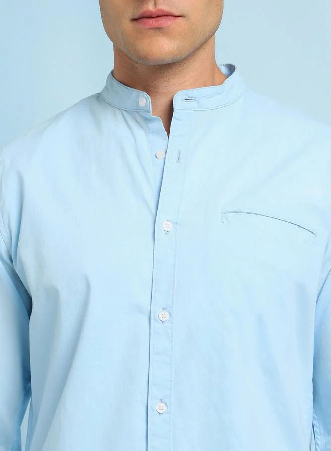 Dennis Lingo Men's Sky Blue Slim Fit Casual Spread Shirt