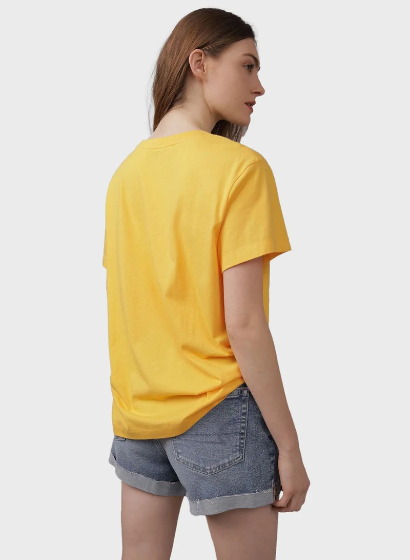American Eagle Crew Neck Boyfriend T-Shirt