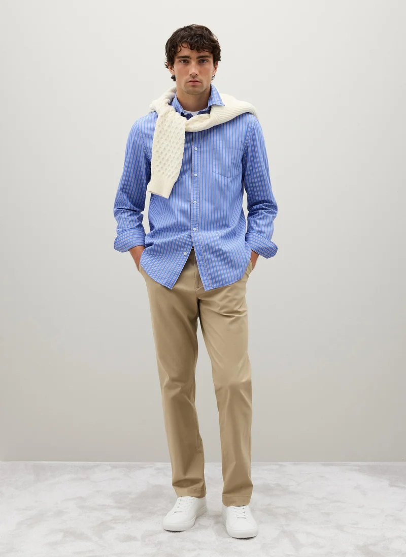 او في اس قميص قطن نقي متعدد الألوان بقصة عادية