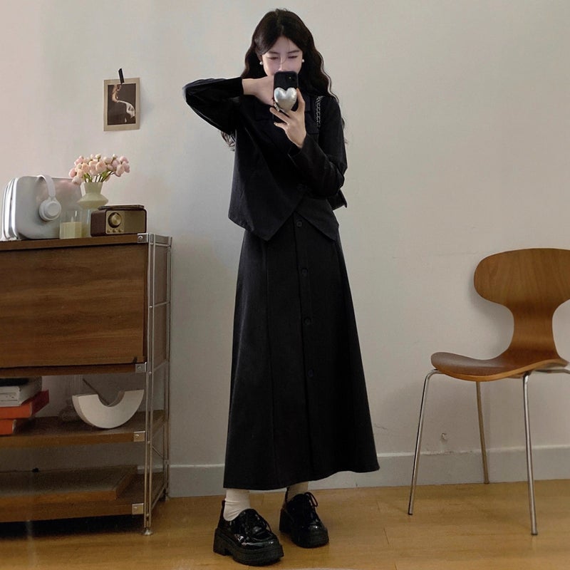 Hepburn style dress, elegant feminine daily styling - Image 4