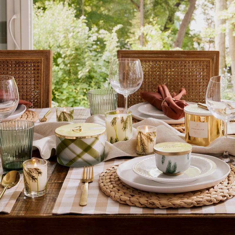 Thymes Scented Candles for Women & Men â€“ Tin with Lid â€“ Luxury Home Decor â€“ Holiday Candles with Notes of Crisp Siberian Fir Needles, Cedarwood, & Sandalwood (Frasier Fir, 6.5 oz) - Image 4