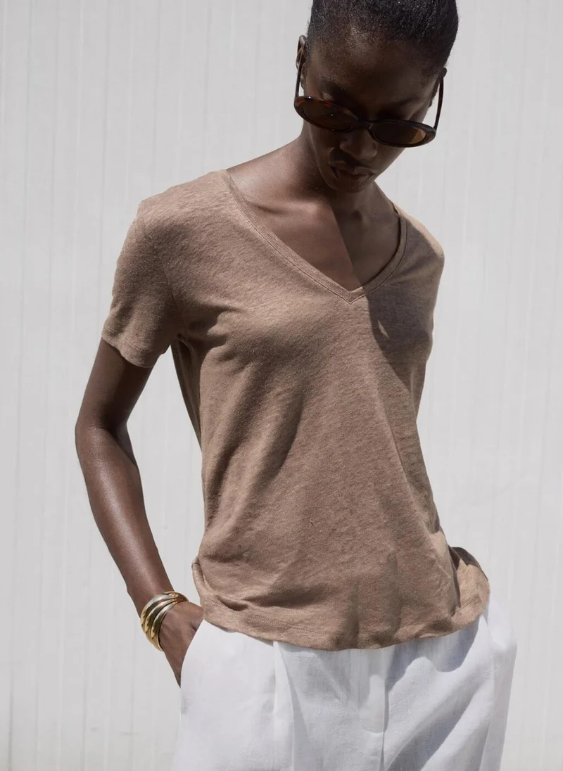مانجو V-Neck Linen T-Shirt