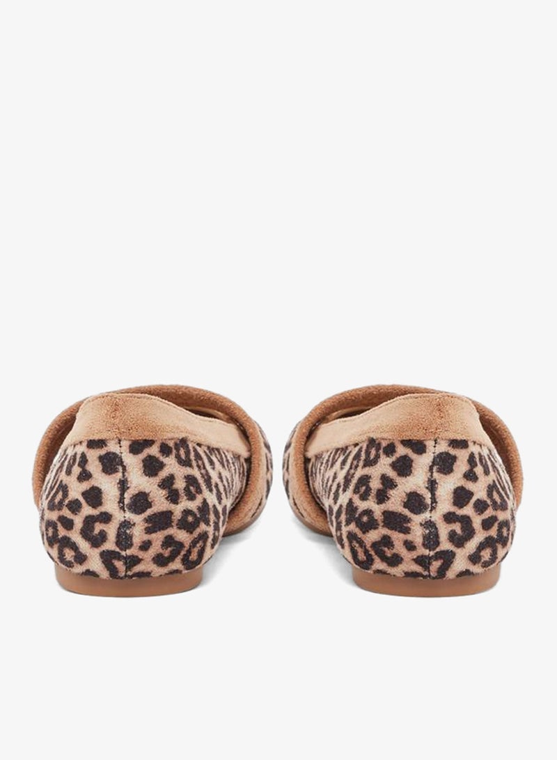 Styli Animal Print Ballerina Shoes - Image 4