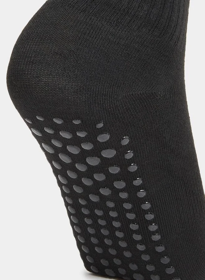 Styli Styli Set of 2 - Contrast Striped Socks