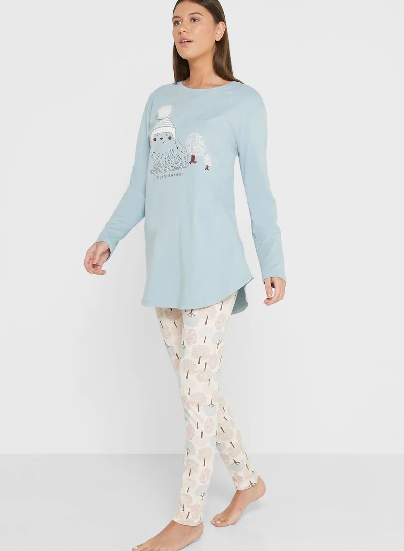 ترينديول Graphic T-Shirt & Printed Pyjama Set
