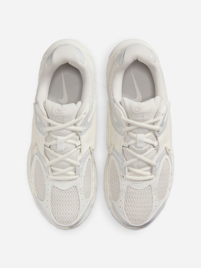 Nike V5 RNR Shoes - Image 3