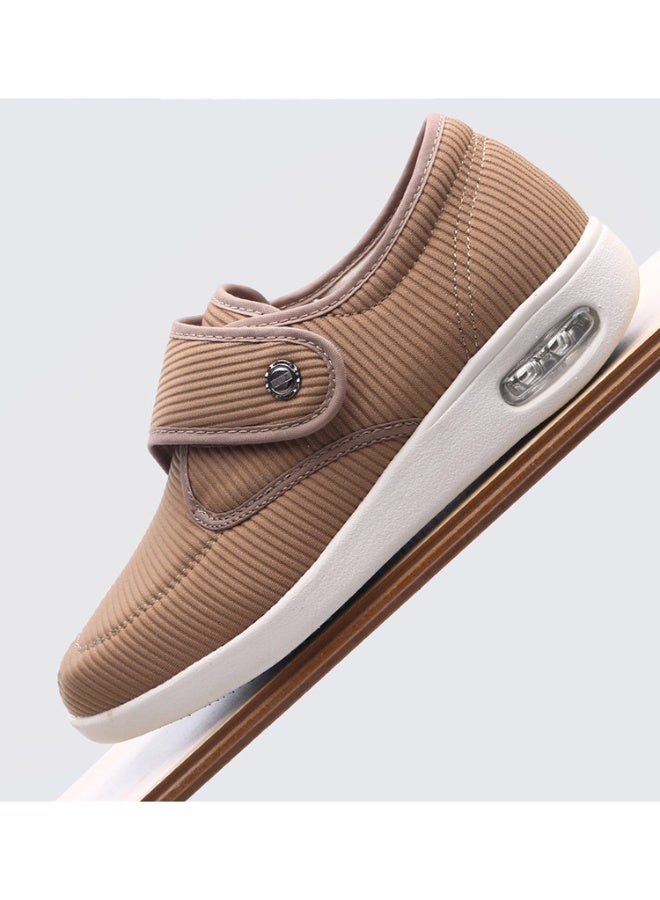 youyun Unisex plus-size shoes, specially designed for diabetics and the elderly. Adjustable to accommodate foot swelling, featuring a non-slip double-layer insole and an air-cushioned sole (black). - Image 5