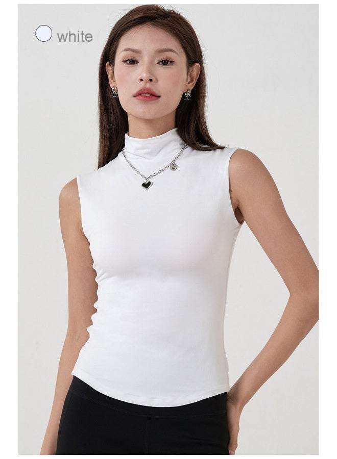 بلوزة بلا أكمام مزودة بغطاء رقبة عالية بطبقتين من قماش "يُنقش بالغيوم" - قميص ضيق ومرن يعزز الشكل النحيف. - Image 3