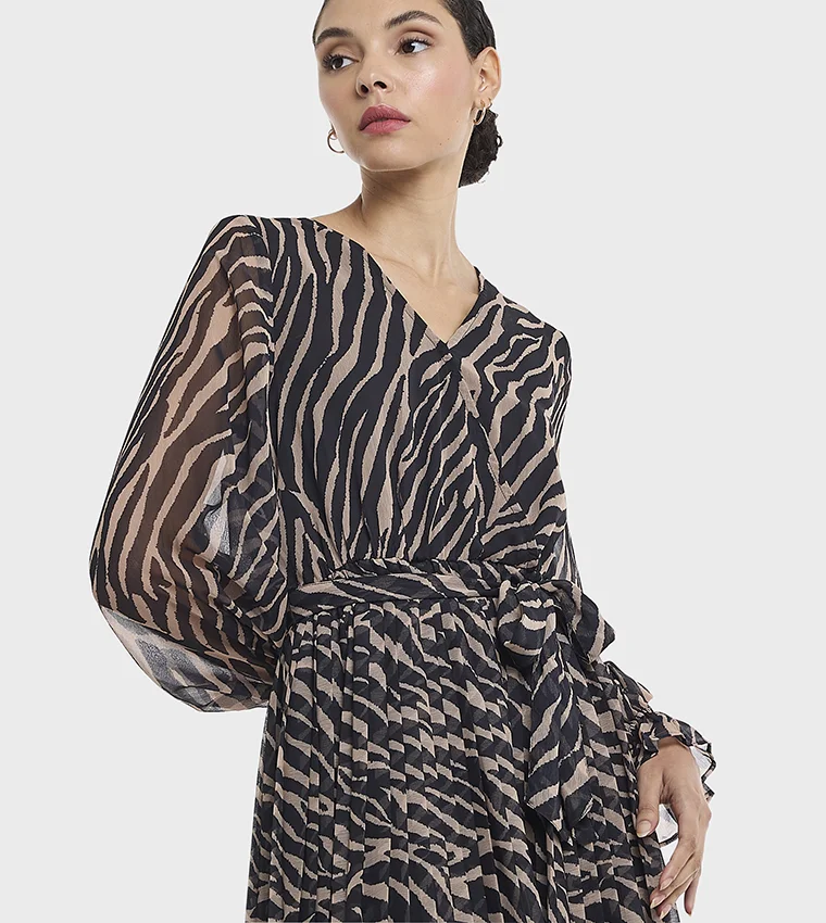 بي سي بي جي Printed V-Neck Dress