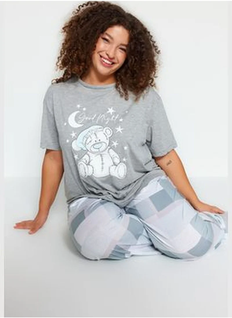 trendyol Gray Printed Knitted Pajamas Set TBBAW24AI00020