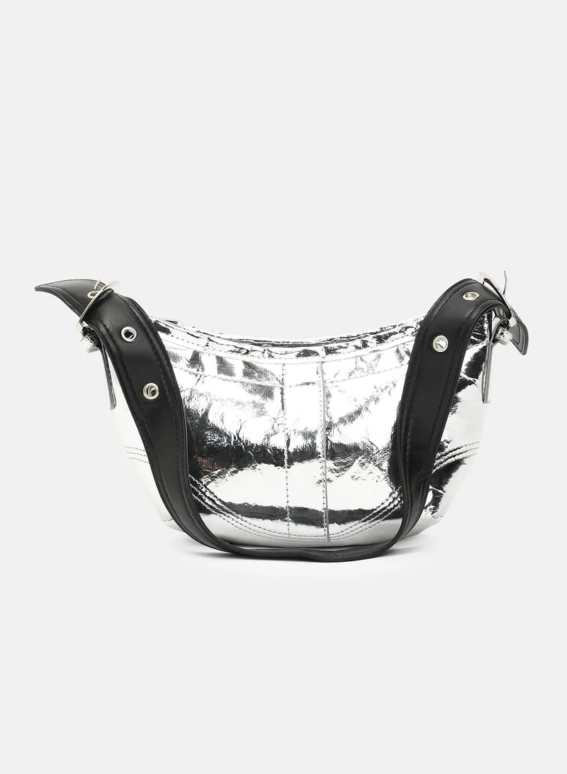 صوص هاوت The Crescent Sling Bag