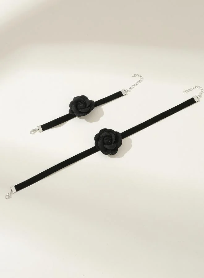 تايك تو طقم عقد شوكر وسوار بزهور - قطعتين