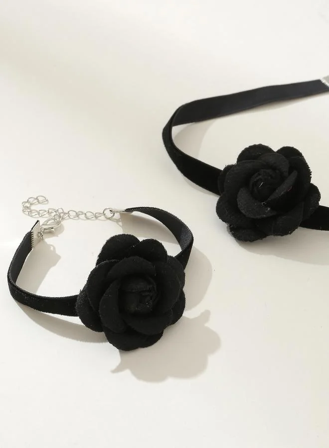 تايك تو طقم عقد شوكر وسوار بزهور - قطعتين