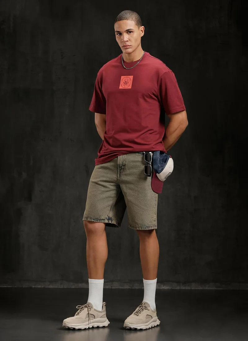 روجن Zen Back Printed T-Shirt | Maroon