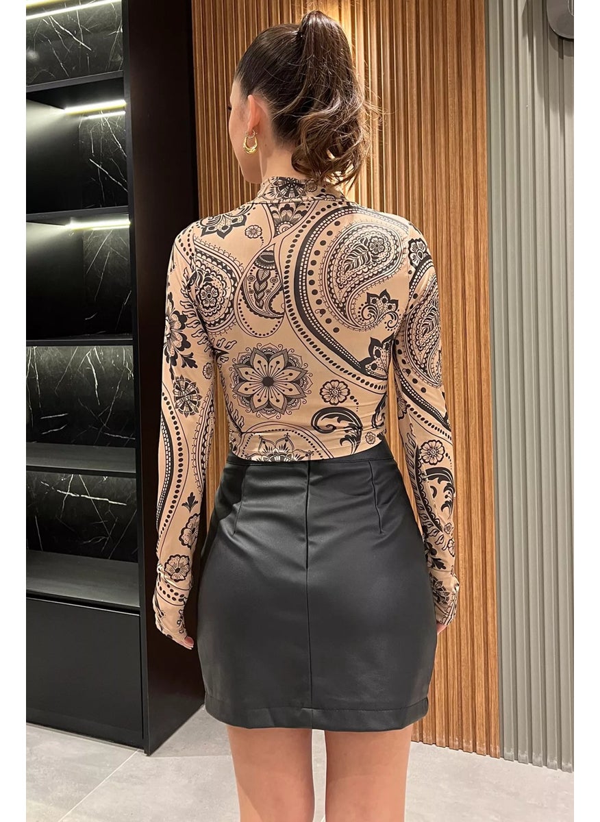 Gülseli Half Turtleneck Women's Croptop Blouse with Rose Pattern  - Image 3