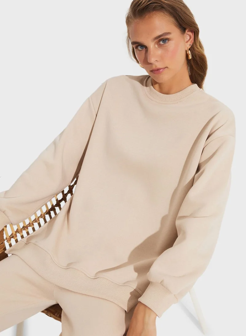 JUNE Crew Neck Sweatshirt
