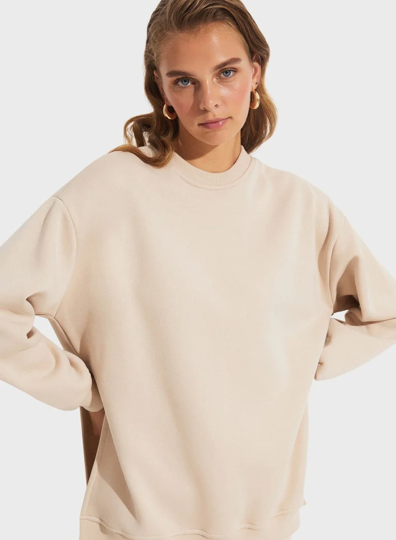 JUNE Crew Neck Sweatshirt