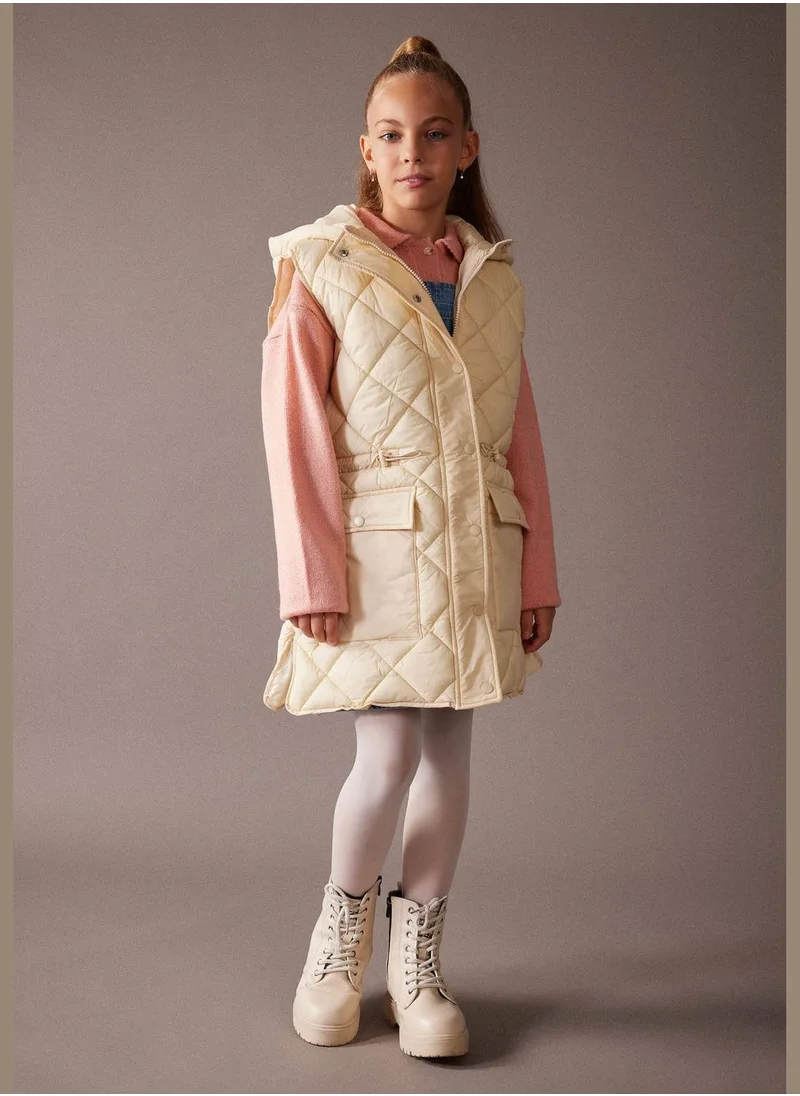 ديفاكتو Girl Sleeveless Outer Wear Vest