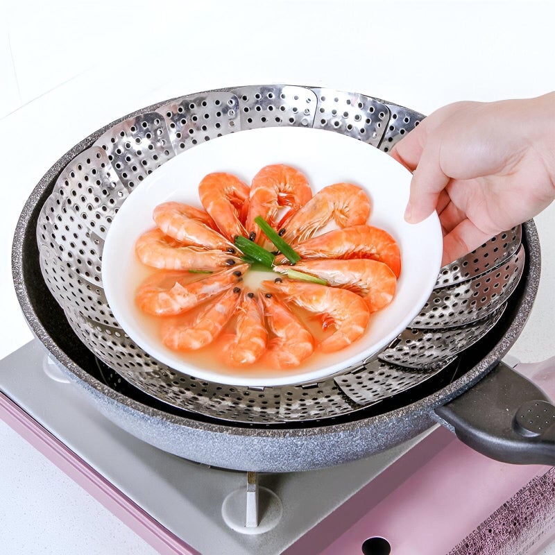 Steamer Basket - Expandable Stainless Steel Vegetable Steamer for Cooking Healthy Meals and Seafood, Dishwasher Safe and Foldable for Easy Storage (رمادي, مقاس كبير) - Image 1